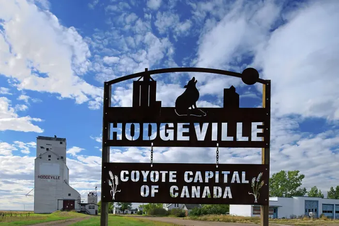 Framed Print : Grain elevator and town sign Hodgeville Saskatchewan, Canada Framed Print : Grain elevator and town sign Hodgeville Saskatchewan, Canada
