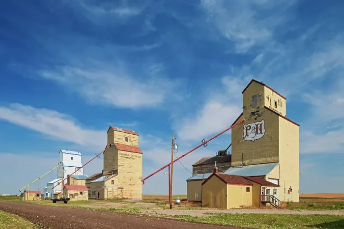 Framed Print : Grain elevators Mossleigh, Alberta, Canada Framed Print : Grain elevators Mossleigh, Alberta, Canada