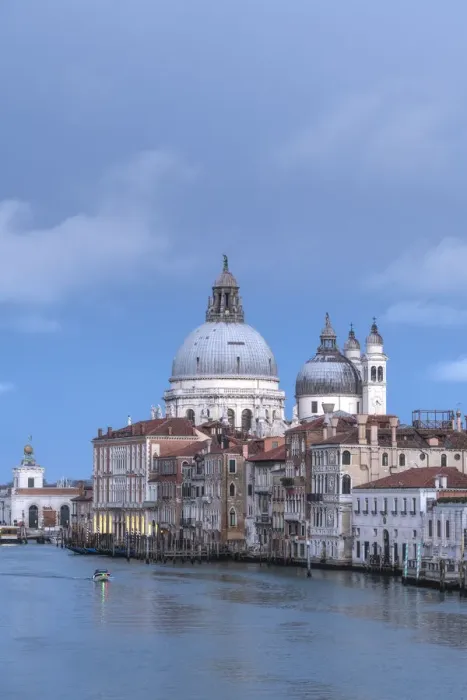 Framed Print : Grand Canal and Santa Maria della Salute, Venice, Italy Framed Print : Grand Canal and Santa Maria della Salute, Venice, Italy