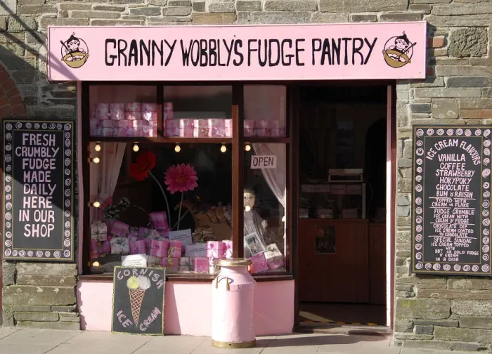 Framed Print : Granny Wobblys Fudge Pantry, Tintagel, Cornwall