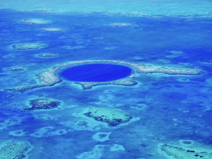 Framed Print : The Great Blue Hole, Lighthouse Reef, aerial view, Belize District, Belize Framed Print : The Great Blue Hole, Lighthouse Reef, aerial view, Belize District, Belize
