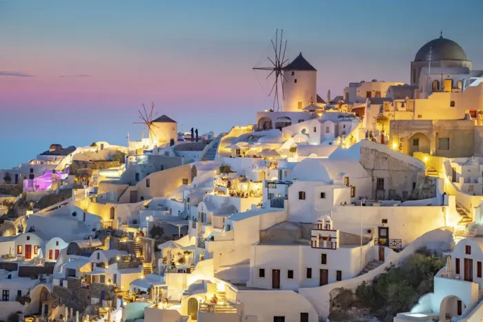 Framed Print : Greece, Cyclades islands, Santorini (Thira), Ia (Oia) and Santorini Caldera Framed Print : Greece, Cyclades islands, Santorini (Thira), Ia (Oia) and Santorini Caldera