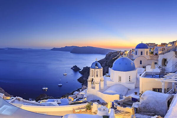 Greece, Cyclades, Oia town and Santorini Caldera