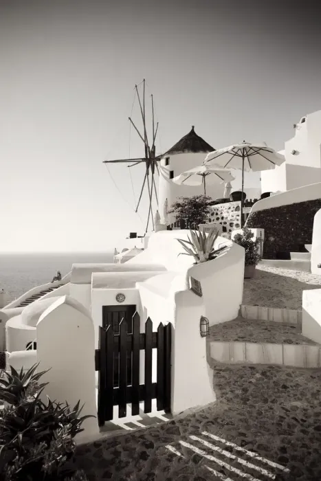 Framed Print : Greece, Cyclades, Santorini, Oia Town, Boutique Hotel Framed Print : Greece, Cyclades, Santorini, Oia Town, Boutique Hotel