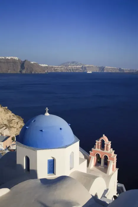 Framed Print : Greece, Cyclades, Santorini, Oia Town and Santorini Caldera Framed Print : Greece, Cyclades, Santorini, Oia Town and Santorini Caldera