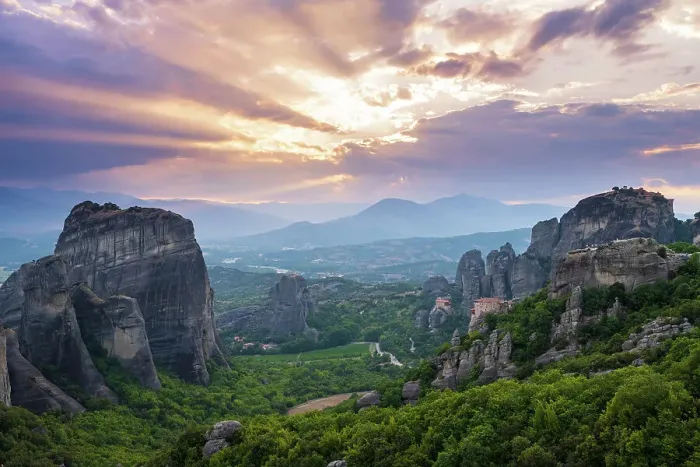 Framed Print : Greece, Thessaly, Meteora (UNESCO World Heritage Site) Framed Print : Greece, Thessaly, Meteora (UNESCO World Heritage Site)