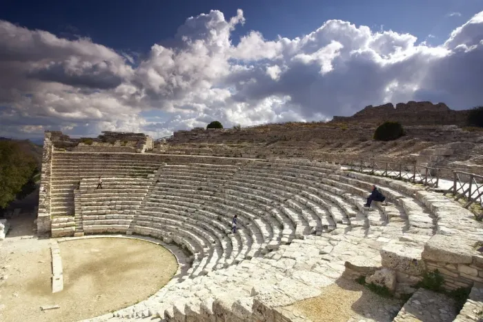 Framed Print : Greek Amphitheatre, Segesta, Sicily, Italy Framed Print : Greek Amphitheatre, Segesta, Sicily, Italy
