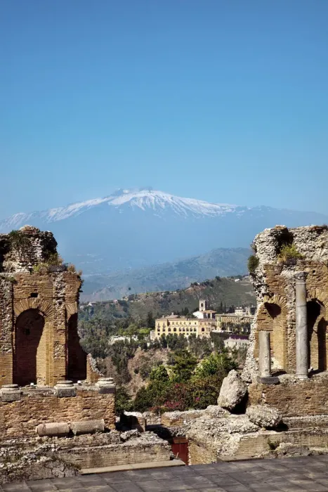 Framed Print : The Greek theatre and Mount Etna, Taormina, Sicily, Italy Framed Print : The Greek theatre and Mount Etna, Taormina, Sicily, Italy