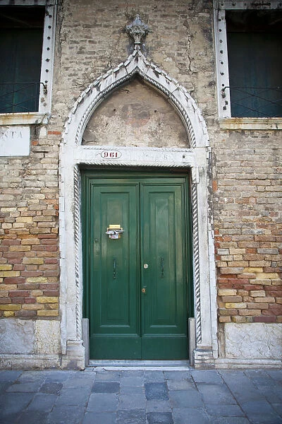 Green door, Dorsoduro district, Venice, Italy