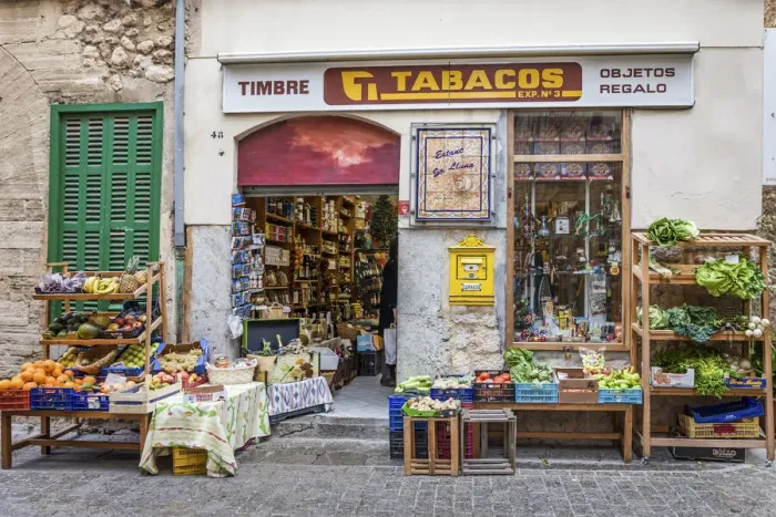 Framed Print : Grocery store in the old town of Soller, Mallorca, Spain Framed Print : Grocery store in the old town of Soller, Mallorca, Spain