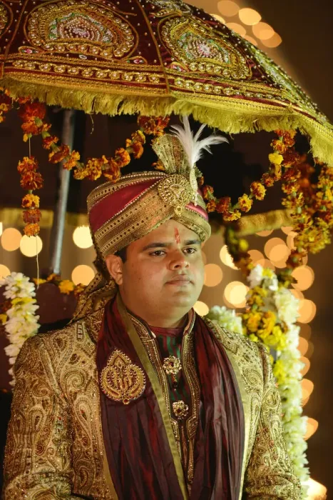 Framed Print : Groom at an Indian Wedding in Bharatpur, Rajasthan, India Framed Print : Groom at an Indian Wedding in Bharatpur, Rajasthan, India