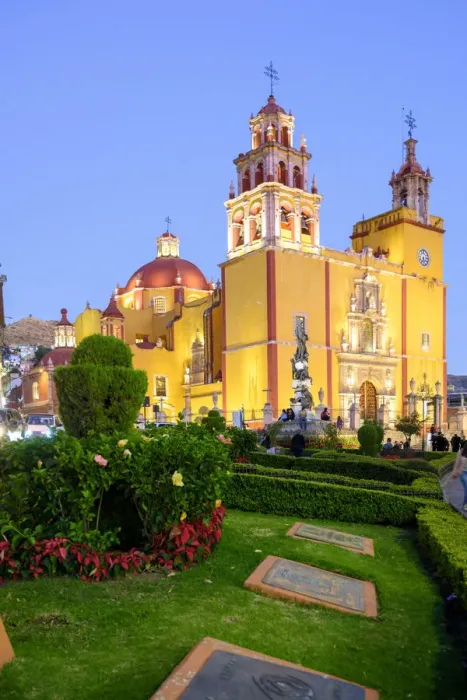 Framed Print : Guanajuato city, Guanajuato state, Mexico. Basailica Colegiata de Nuestra Senora de Framed Print : Guanajuato city, Guanajuato state, Mexico. Basailica Colegiata de Nuestra Senora de