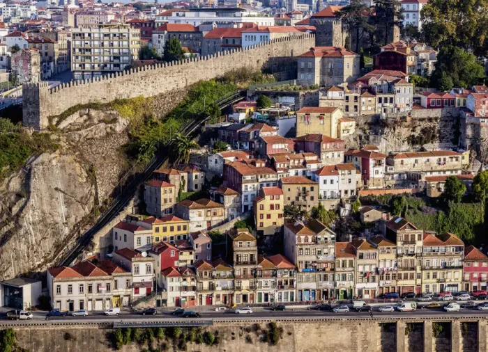 Framed Print : Gustavo Eiffel Avenue, elevated view, Porto, Portugal Framed Print : Gustavo Eiffel Avenue, elevated view, Porto, Portugal