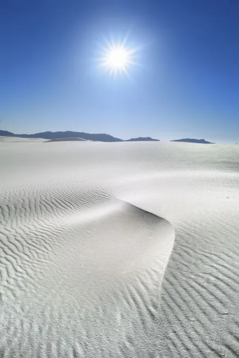 Framed Print : Gypsum desert White Sands - USA, New Mexico, Otero, White Sands - Chihuahua Desert Framed Print : Gypsum desert White Sands - USA, New Mexico, Otero, White Sands - Chihuahua Desert
