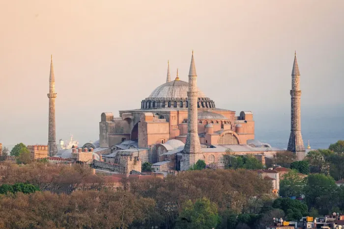 Framed Print : Hagia Sofia (Aya Sophia) mosque at sunset, Istanbul, Turkey Framed Print : Hagia Sofia (Aya Sophia) mosque at sunset, Istanbul, Turkey