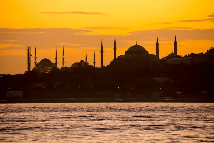 Framed Print : Hagia Sofia & Blue Mosque across the Bosphorus, Istanbul, Turkey Framed Print : Hagia Sofia & Blue Mosque across the Bosphorus, Istanbul, Turkey