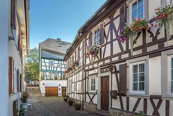 Half-timbered houses in the old town of Eltville, Rheingau, Hesse, Germany