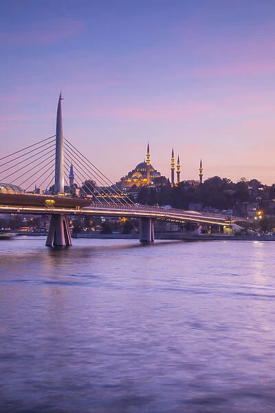 Halic Metro Bridge & Suleymaniye Camii (Mosque), Golden Horn, Istanbul, Turkey