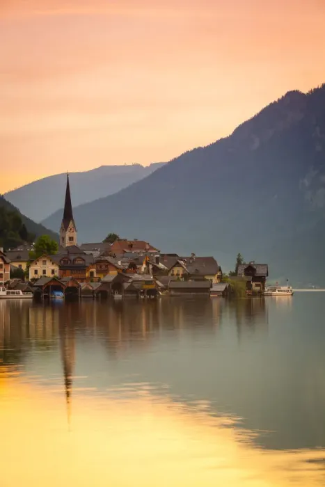 Framed Print : Hallstatt, Hallstattersee, Oberosterreich, Upper Austria, Austria Framed Print : Hallstatt, Hallstattersee, Oberosterreich, Upper Austria, Austria