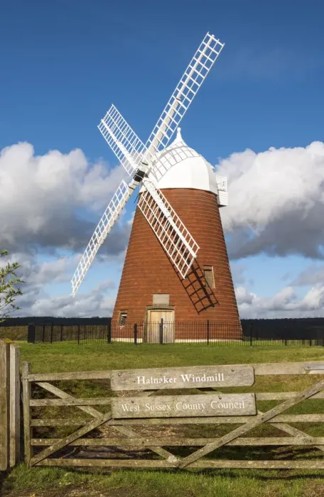 Framed Print : Halnaker Windmill, West Sussex, England
