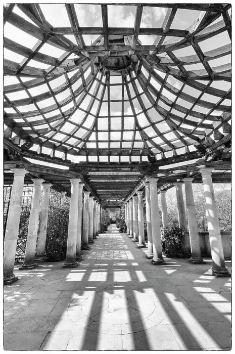Framed Print : Hampstead Pergola, London, England Framed Print : Hampstead Pergola, London, England