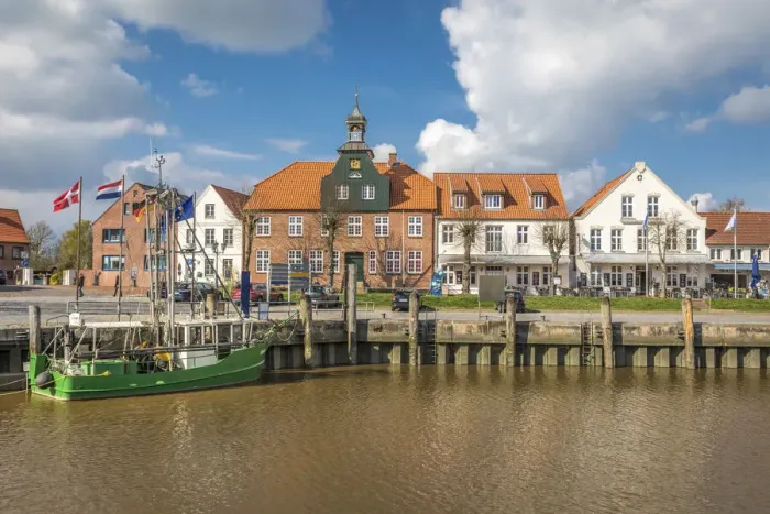 Framed Print : Harbor house and historic houses at the harbor of Toenning, North Friesland Framed Print : Harbor house and historic houses at the harbor of Toenning, North Friesland