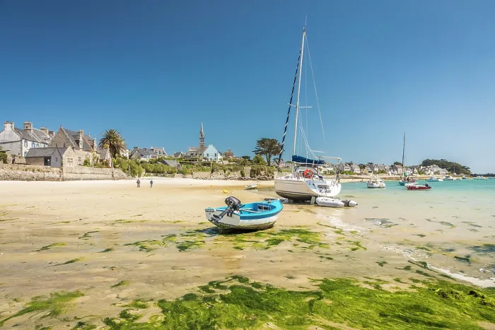 Framed Print : Harbor at low tide on the Ile de Batz, Finistere, Brittany, France Framed Print : Harbor at low tide on the Ile de Batz, Finistere, Brittany, France