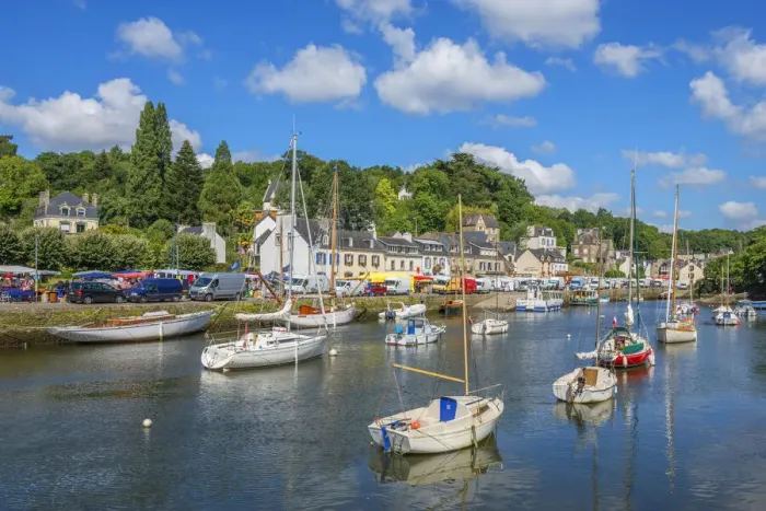 Framed Print : Harbor of Pont-Aven with river Aven, Finisterre, Brittany, France