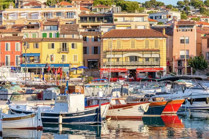 Framed Print : The Harbour at Cassis, Cassis, Provence-Alpes-Cote d'Azur, France Framed Print : The Harbour at Cassis, Cassis, Provence-Alpes-Cote d'Azur, France