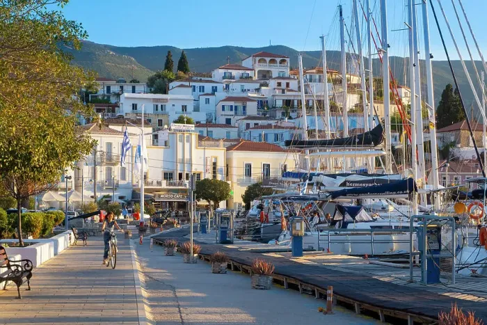 Framed Print : Harbour of Poros Island, Saronic Islands, Greece Framed Print : Harbour of Poros Island, Saronic Islands, Greece