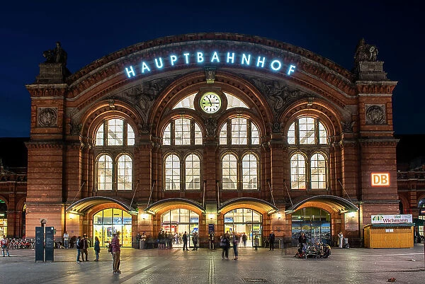 Hauptbahnhof (central train station), Bremen City, Bremen, Germany