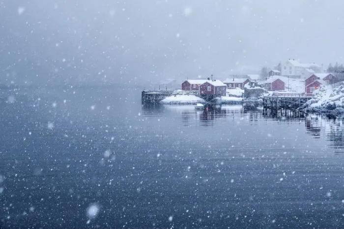 Framed Print : Heavy snowfall on the little village of Nusfjord. Lofoten islands. Norway Framed Print : Heavy snowfall on the little village of Nusfjord. Lofoten islands. Norway