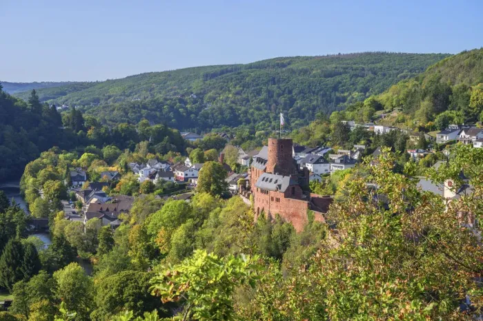 Framed Print : Hengebach castle with Heimbach, Rur valley, Eifel, North Rhine Westphalia, Germany