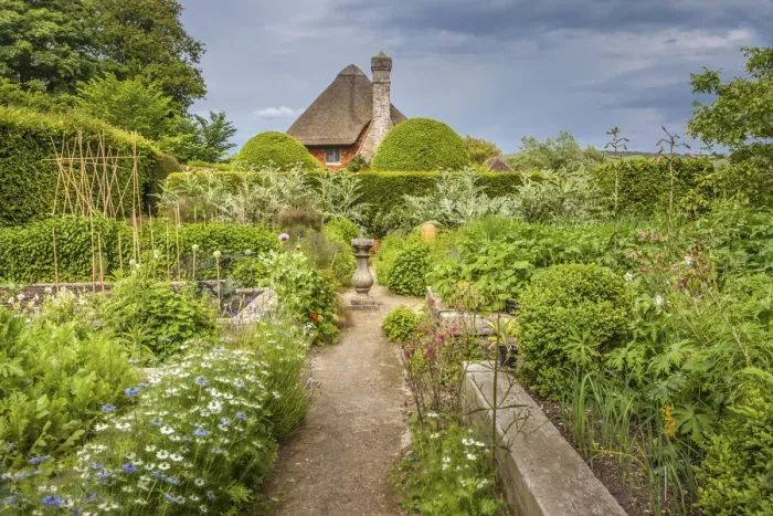 Framed Print : Herb garden at Alfriston Clergy House, East Sussex, England Framed Print : Herb garden at Alfriston Clergy House, East Sussex, England