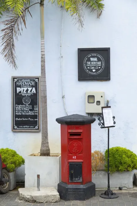Framed Print : The Heritage Cafe and Bistro, Galle, Southern Province, Sri Lanka