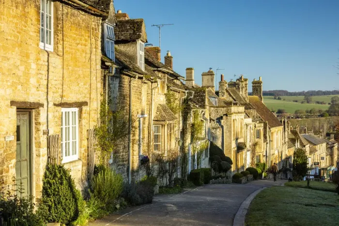 Framed Print : High street, Burford, Oxfordshire, England, UK