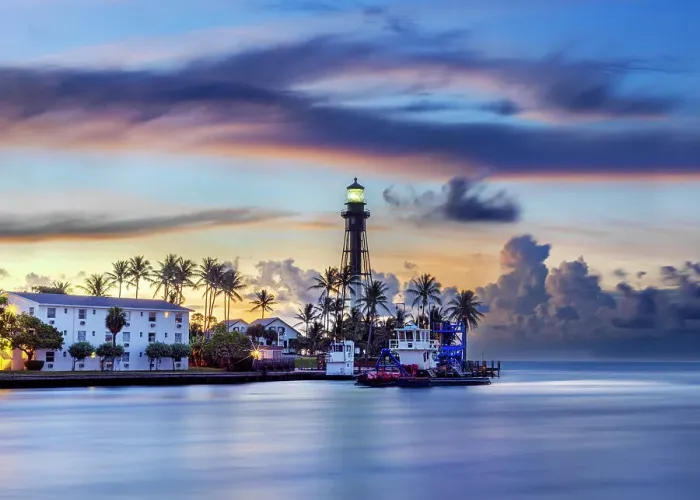 Framed Print : Hillsboro Lighthouse, Hillsboro Inlet, sunrise Pompano Beach, Florida, USA