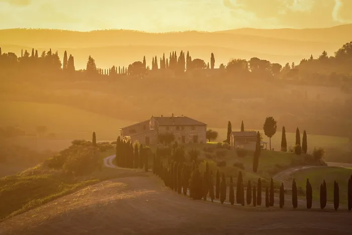 Framed Print : Hilltop farmhouse at sunset, Asciano, Crete senesi, Tuscany, Italy Framed Print : Hilltop farmhouse at sunset, Asciano, Crete senesi, Tuscany, Italy