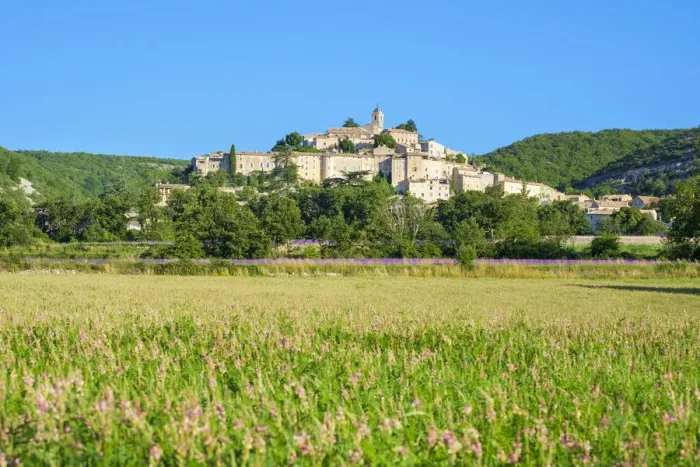 Framed Print : Hilltop town of Banon, Alpes-de-Haute-Provence, Provence-Alpes-Ca'te d Azur, France