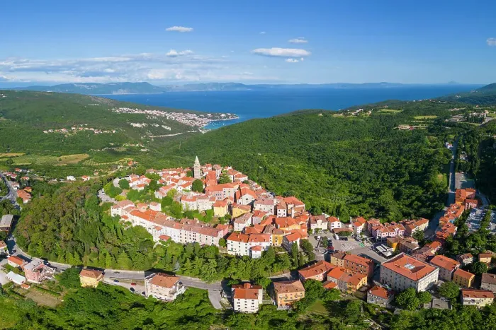 Framed Print : Hilltop village of Labin, Istria, Croatia Framed Print : Hilltop village of Labin, Istria, Croatia