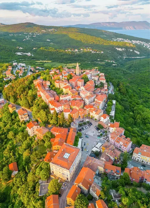 Framed Print : Hilltop village of Labin, Istria, Croatia Framed Print : Hilltop village of Labin, Istria, Croatia