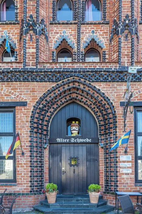 Framed Print : Historic Alter Schwede inn on the market square in the old town of Wismar, Mecklenburg-Western Pomerania, Baltic Sea, Northern Germany, Germany