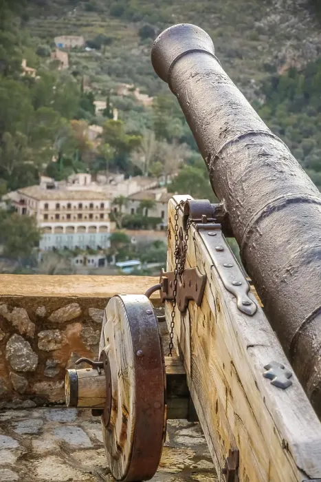 Framed Print : Historic cannon in the mountain village of Deia in the Serra de Tramuntana, Mallorca, Balearic Islands, Spain Framed Print : Historic cannon in the mountain village of Deia in the Serra de Tramuntana, Mallorca, Balearic Islands, Spain