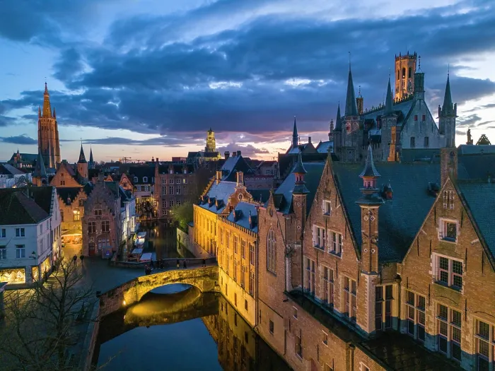 Framed Print : Historic centre and Canal, Bruges, Western Flanders, Belgium, Europe Framed Print : Historic centre and Canal, Bruges, Western Flanders, Belgium, Europe