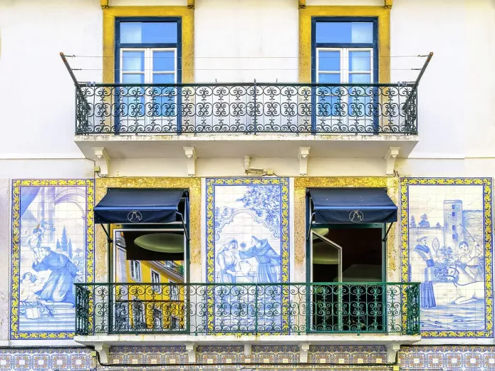 Framed Print : Historic Facade with Azulejos, Baixa Lisbon, Portugal Framed Print : Historic Facade with Azulejos, Baixa Lisbon, Portugal
