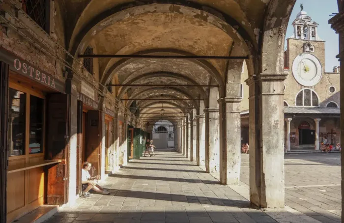 Framed Print : Historic Financial District Banco Giro, and the Church San Giacomo di Rialto, Venice