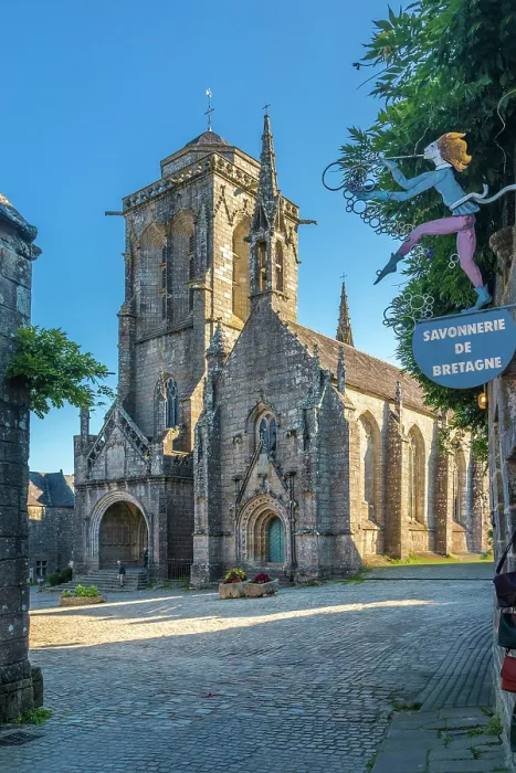 Framed Print : Historic granite stone houses at Place de l'Eglise in Locronan, Finistere, Brittany, France Framed Print : Historic granite stone houses at Place de l'Eglise in Locronan, Finistere, Brittany, France