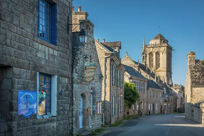 Framed Print : Historic granite stone houses and Saint-Ronan Church in Locronan, Finistere, Brittany, France Framed Print : Historic granite stone houses and Saint-Ronan Church in Locronan, Finistere, Brittany, France