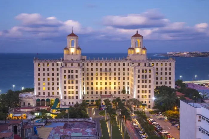 Framed Print : The historic Hotel Nacional, Vedado, Havana, Cuba