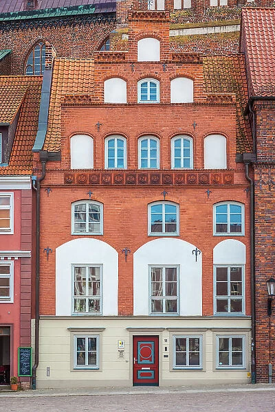 Historic house at the Nikolaikirche on the Alter Markt, Stralsund, Mecklenburg-West Pomerania, Baltic Sea, Northern Germany, Germany